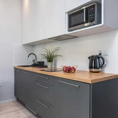 Andrzejczyk - świętojańska 96 Apartament