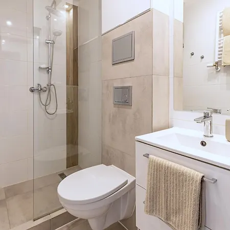 Andrzejczyk - Swietojanska 96