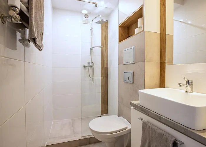 Apartment Andrzejczyk - Swietojanska 96 *