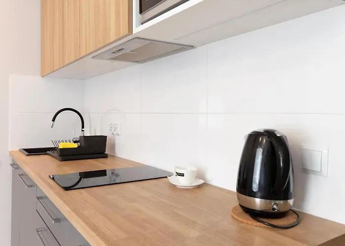 Andrzejczyk - Swietojanska 96