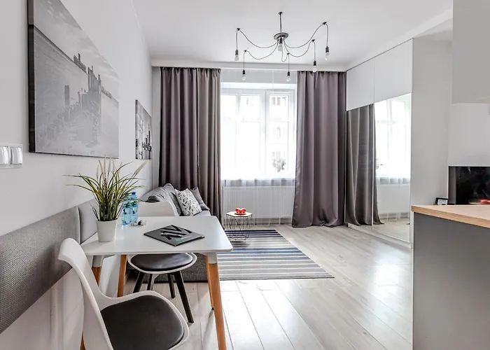 Apartment Andrzejczyk - Swietojanska 96 *